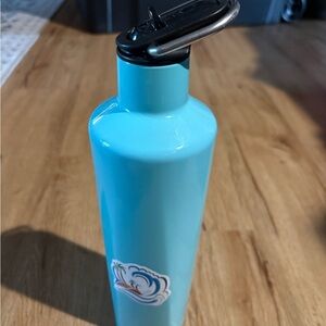 Brumate 25 oz rehydration bottle